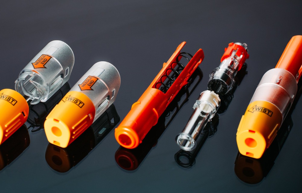 Vistakon coloured contacts