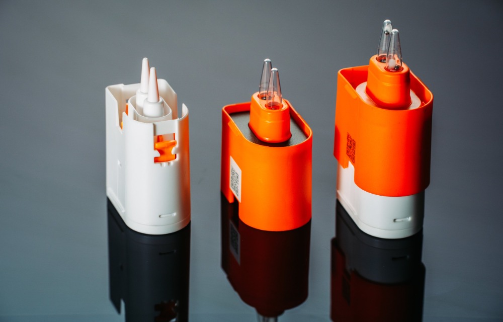 Vistakon coloured contacts