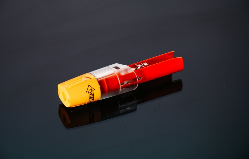 Vistakon coloured contacts