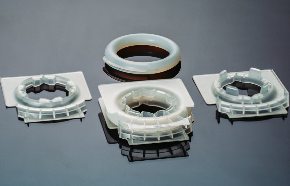 Vistakon coloured contacts