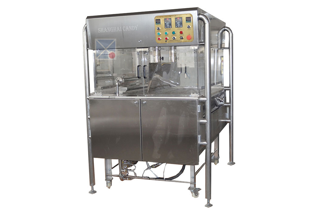 QKT chocolate enrobing machine